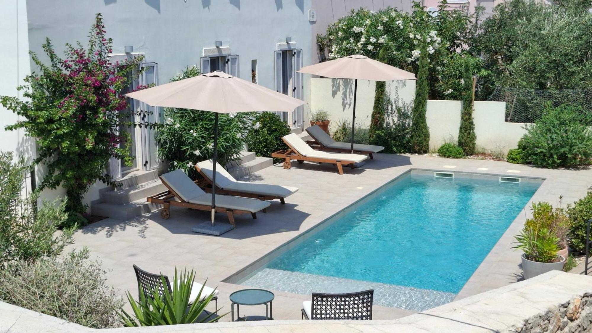 Villa Mira With A Heated Pool And A Sea View Božava 外观 照片